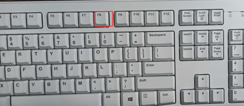 Win7重裝后進不去系統(tǒng)怎么辦?