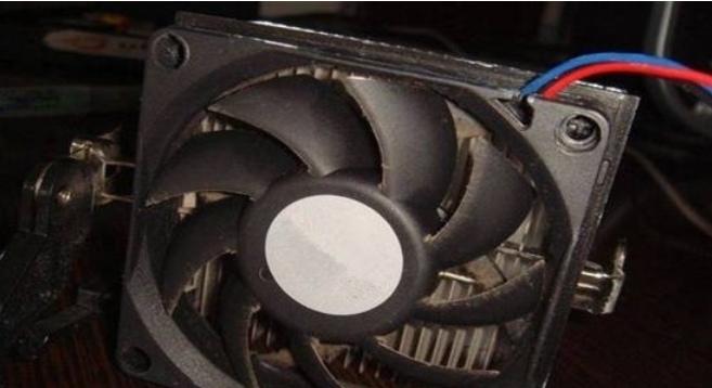 Win10專業版用戶電腦開機沒幾分鐘自動重啟怎么辦?